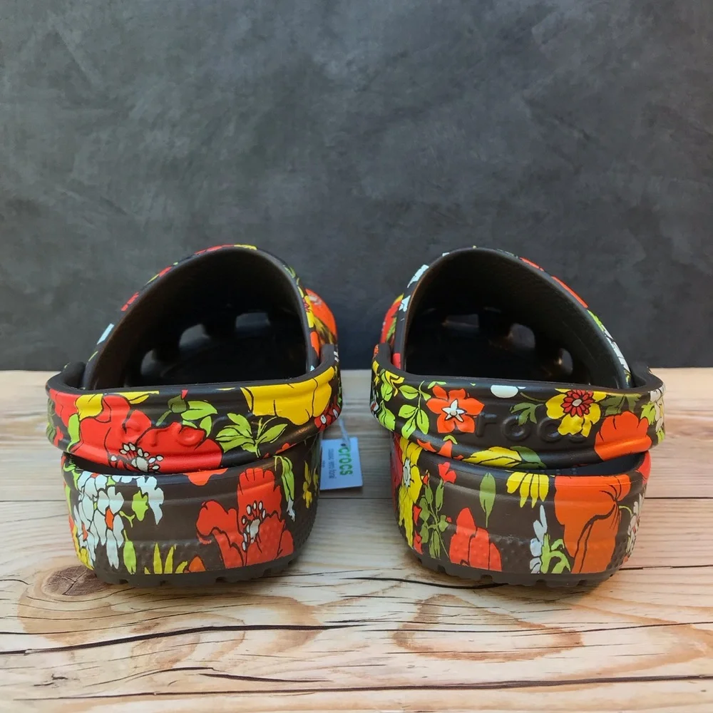 Crocs Classic Retro Floral Clog - Picture 11 of 16